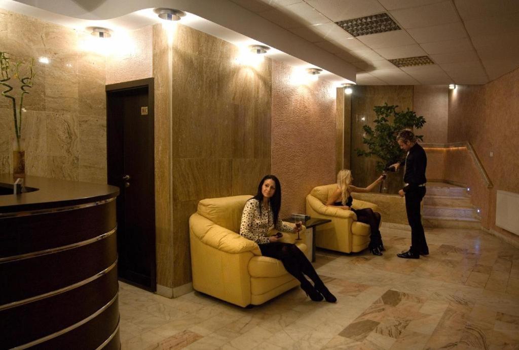 Hotel Decentria Timişoara Exterior foto